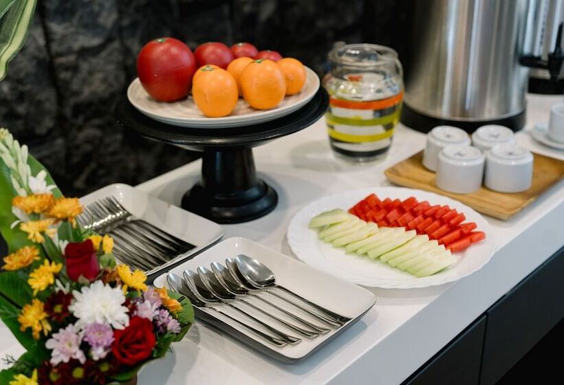 Everyday Hotel Kuta Central