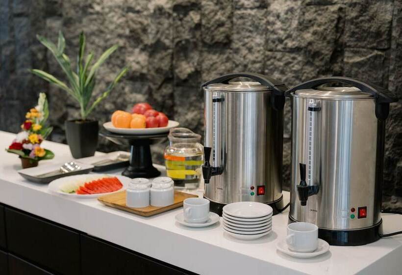 Everyday Hotel Kuta Central