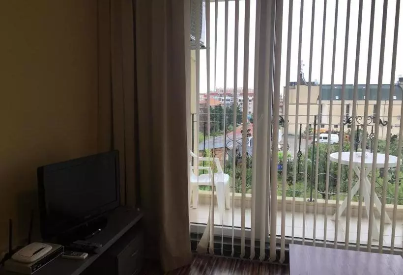 هتل Golden Eye Residence