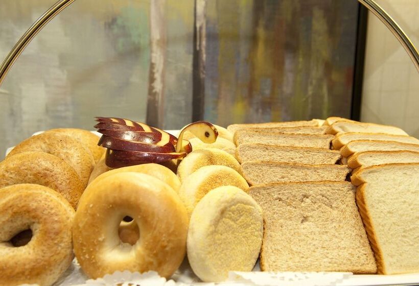 فندق Hampton Inn By Hilton Brampton Toronto