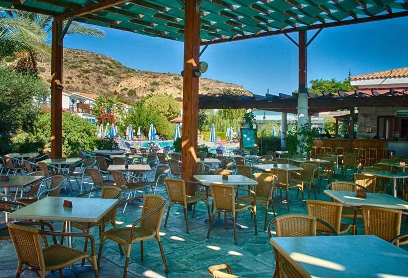 فندق Hylatio Tourist Village