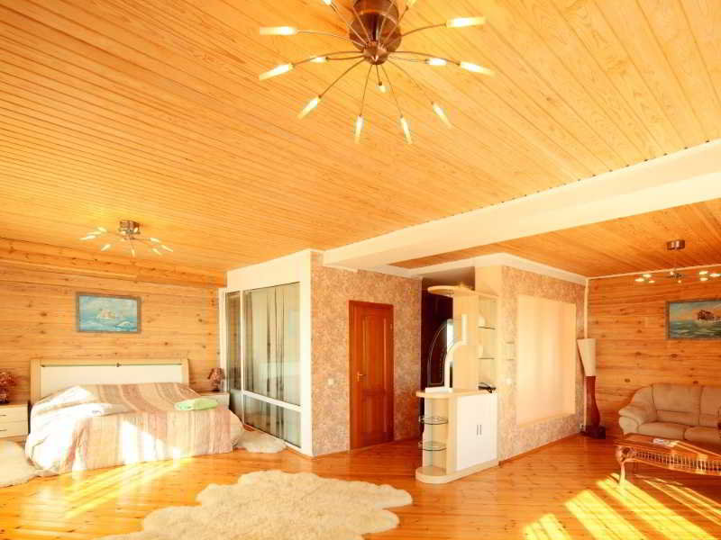 호텔 Krestovaya Pad