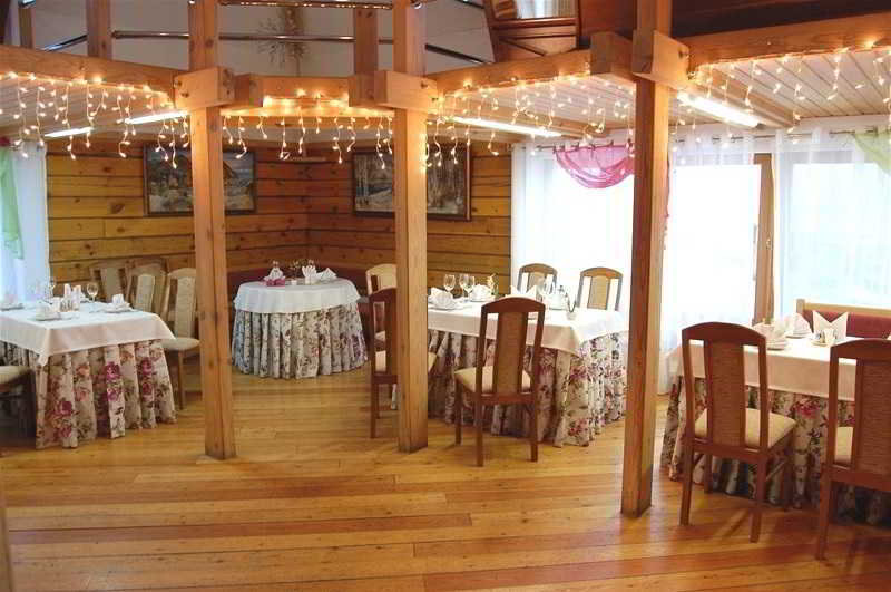 호텔 Krestovaya Pad