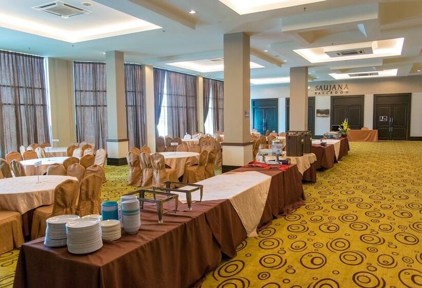 בית מלון כפרי Mh Sentral Sungai Siput