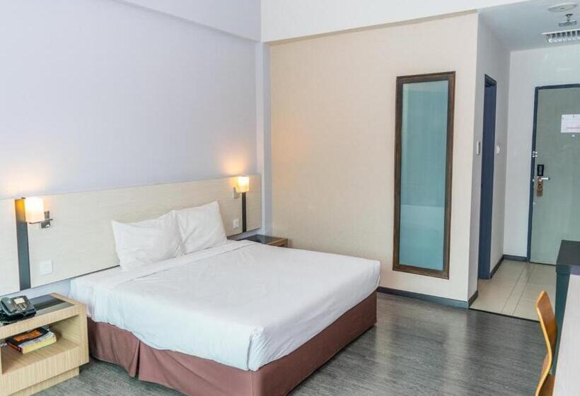 בית מלון כפרי Mh Sentral Sungai Siput