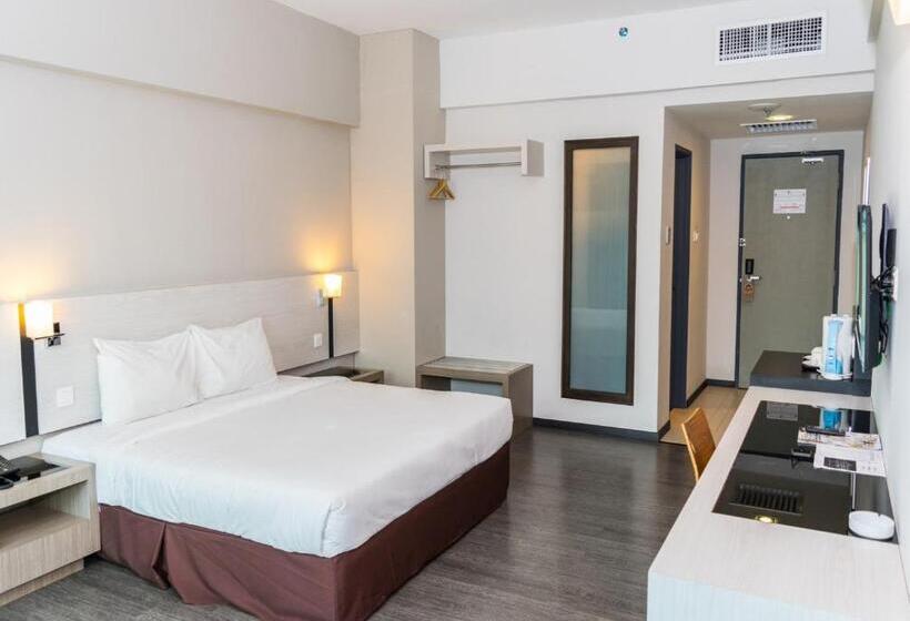 בית מלון כפרי Mh Sentral Sungai Siput