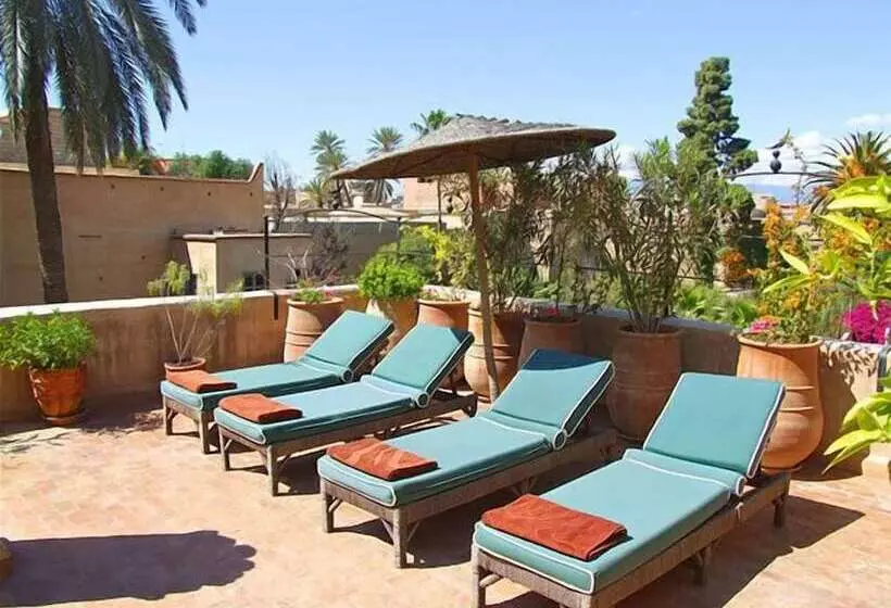 호텔 Palais Oumensour