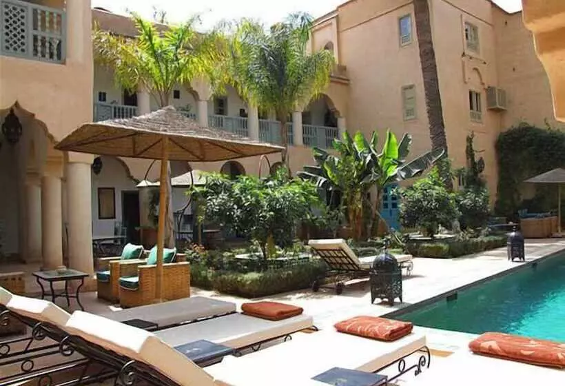 호텔 Palais Oumensour