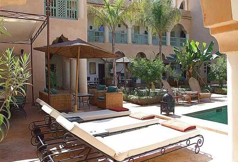 호텔 Palais Oumensour