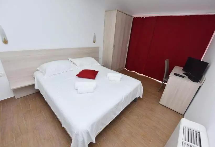 בית מלון כפרי Pansion Karoca