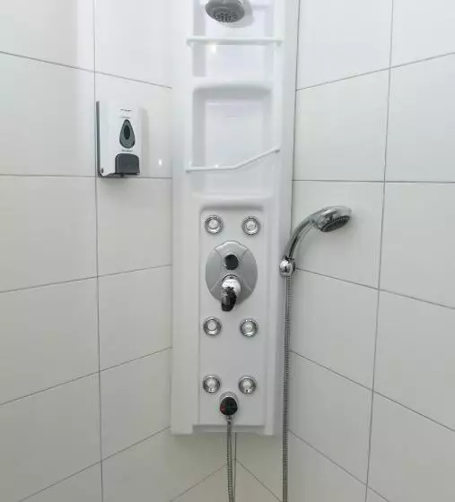 בית מלון כפרי Pansion Karoca