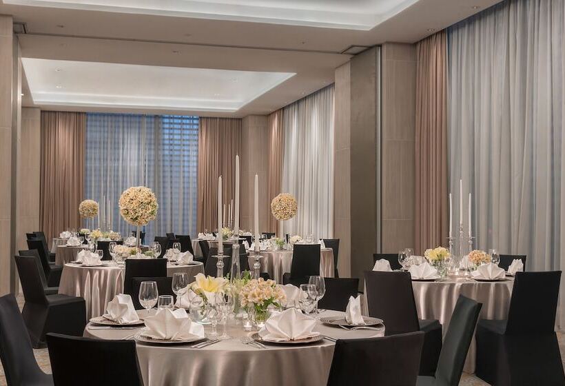 בית מלון כפרי Seda Bonifacio Global City