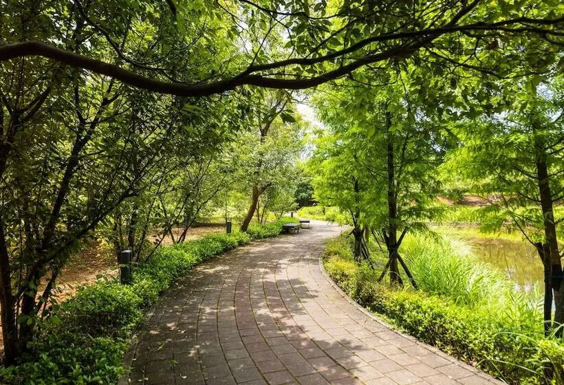 South Garden Hotels And Resorts