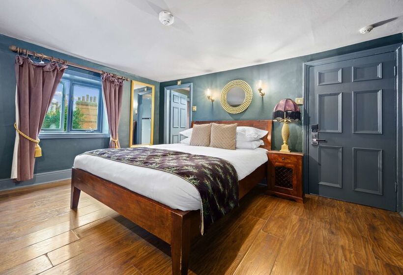 Hotel The Fat Badger