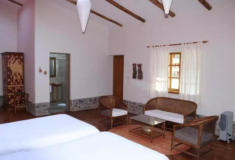 هتل Villa Urubamba