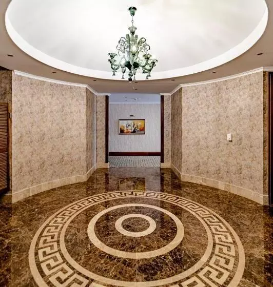 Отель Wellborn Luxury