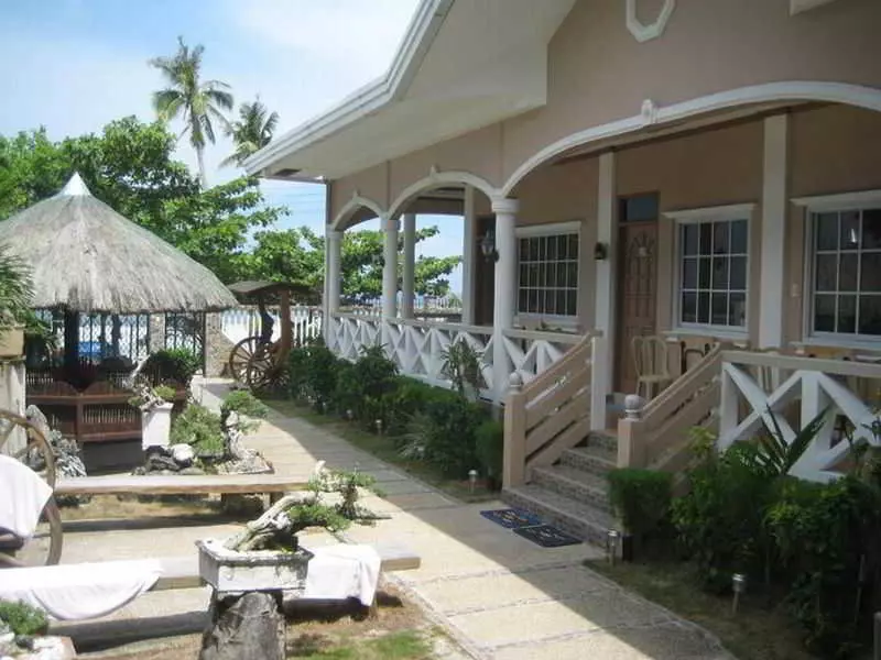 Hotel Yuken Mari Beach Haus