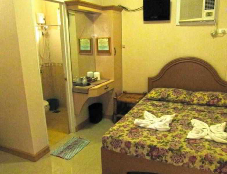 Hotel Yuken Mari Beach Haus