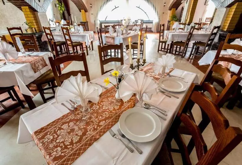 Kompleks Hotelowy Logos