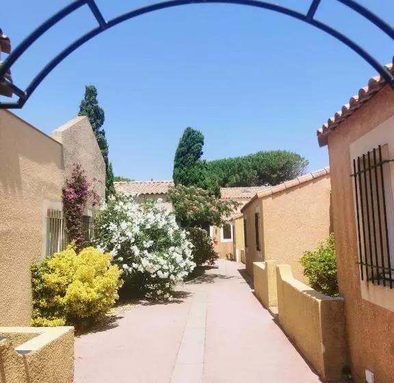 اقامتگاه Résidence L Oustal Des Mers