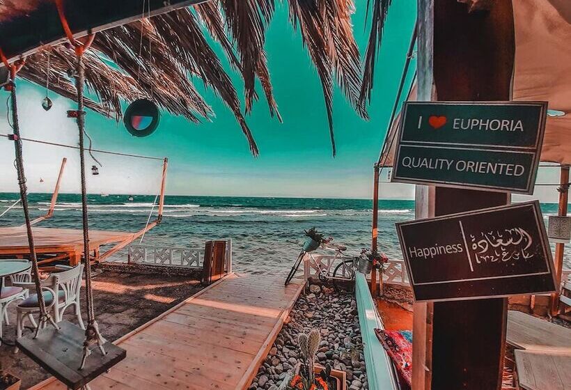 هتل Golden Star Camb