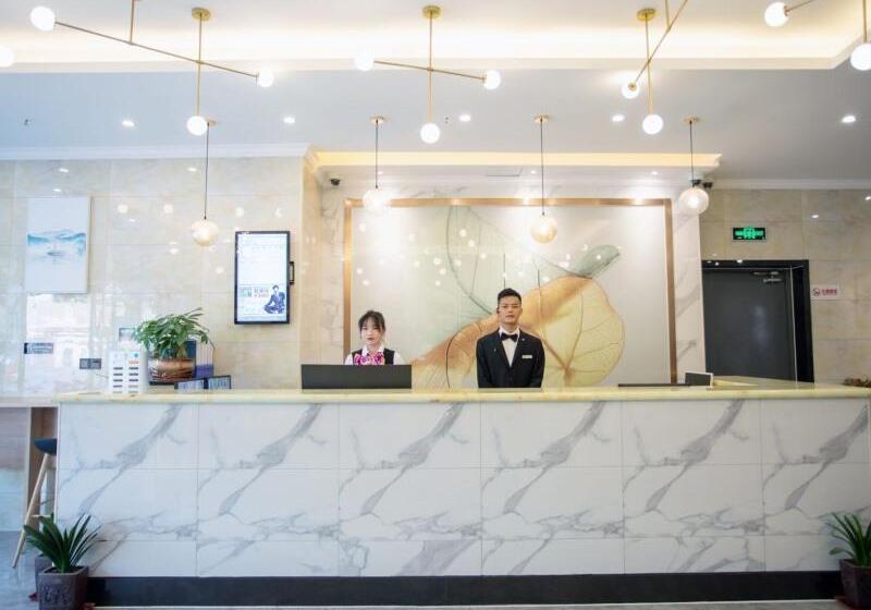 בית מלון כפרי Greentree Inn Express Shanghai Pudong Lingang New City Yunhan Road