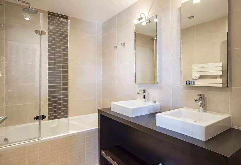 Hotelli Hôtel Club Mmv Les 2 Domaines