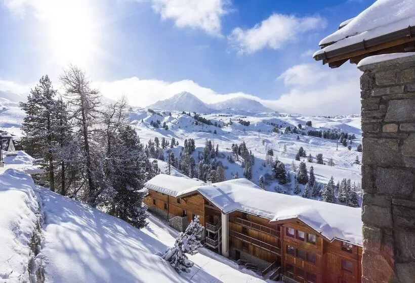 Hotelli Hôtel Club Mmv Les 2 Domaines