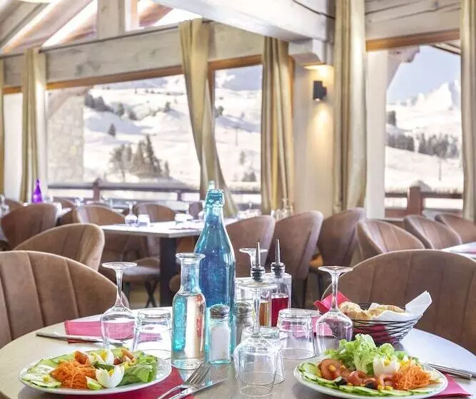 Hotelli Hôtel Club Mmv Les 2 Domaines