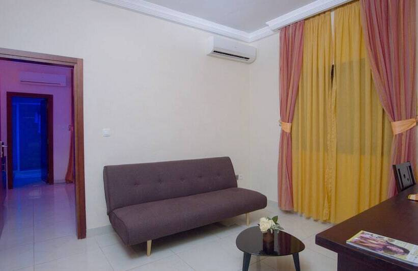 هتل Hôtel La Rose Blanche Korhogo