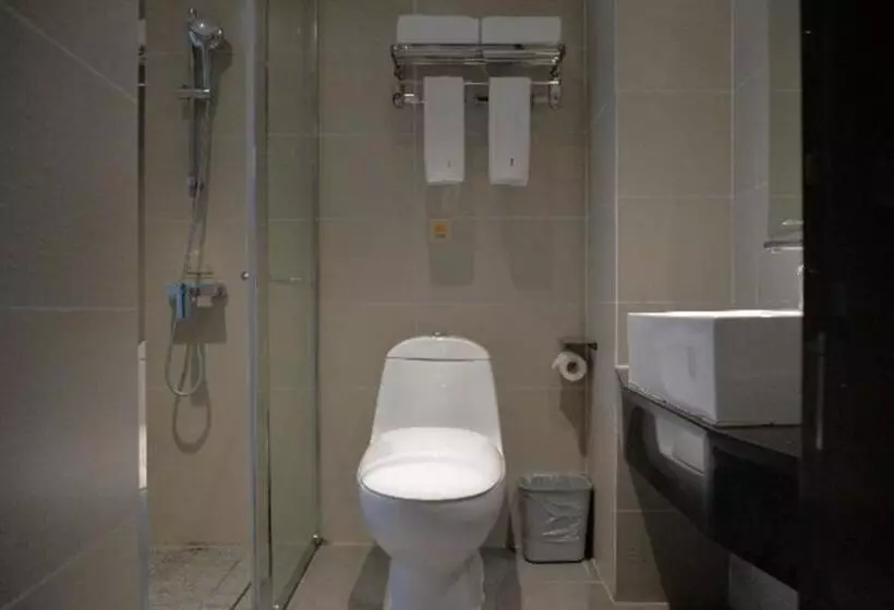 Hotelli Jtour Inn Xianning Chibiyiqiao North