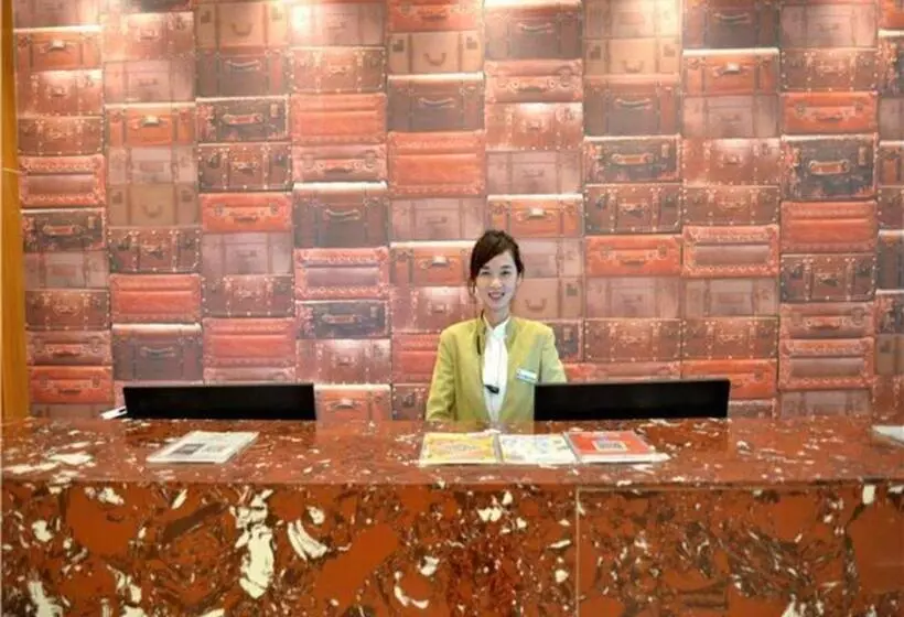Hotelli Jtour Inn Xianning Chibiyiqiao North