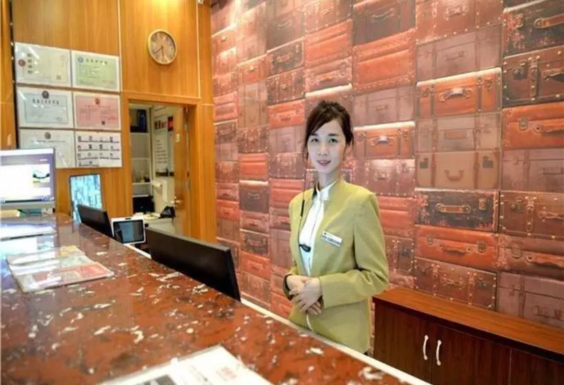 Hotelli Jtour Inn Xianning Chibiyiqiao North