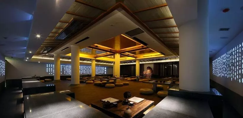 هتل Putuoshan Ruyige Junlan Guest House