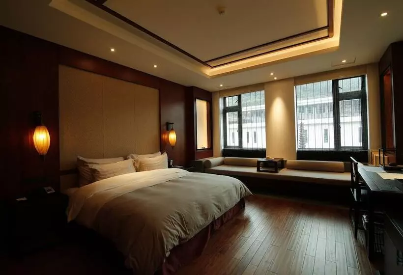 هتل Putuoshan Ruyige Junlan Guest House