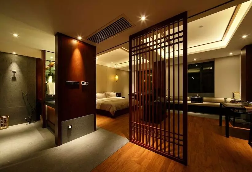 هتل Putuoshan Ruyige Junlan Guest House