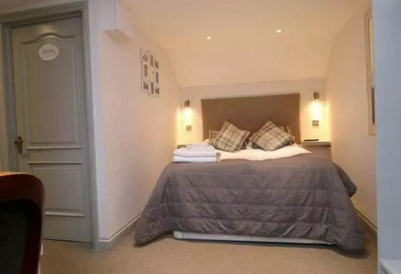 Hotelli The Green Man