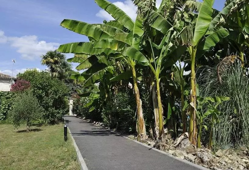 Majatalo Jardin D Arcy   Chambres D Hôtes Avec Piscine Et Spa