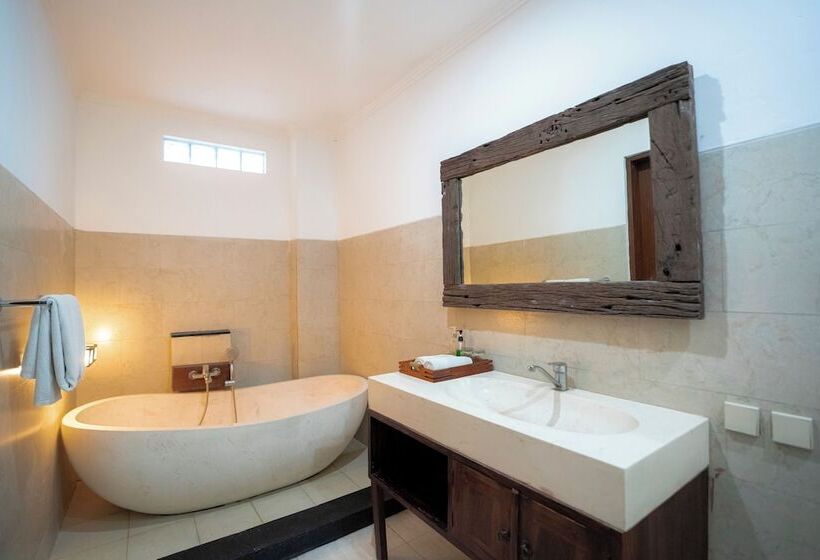 تختخواب و صبحانه Kusuma Villa Seminyak