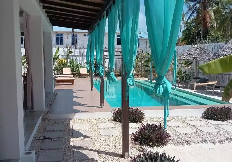Aamiaismajoitus (B&B) Villa Huruma