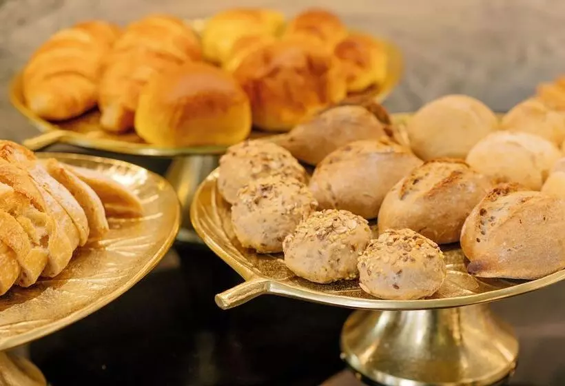 هتل 1877 Estrela Palace