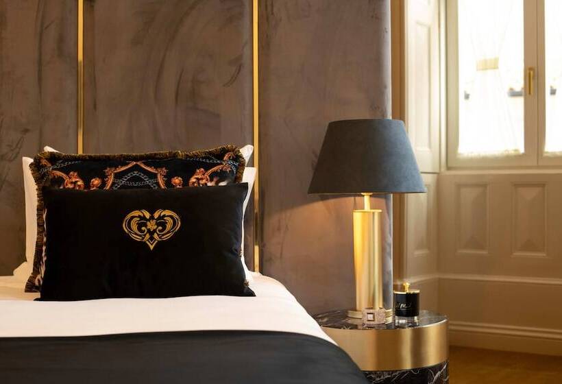 هتل 1877 Estrela Palace