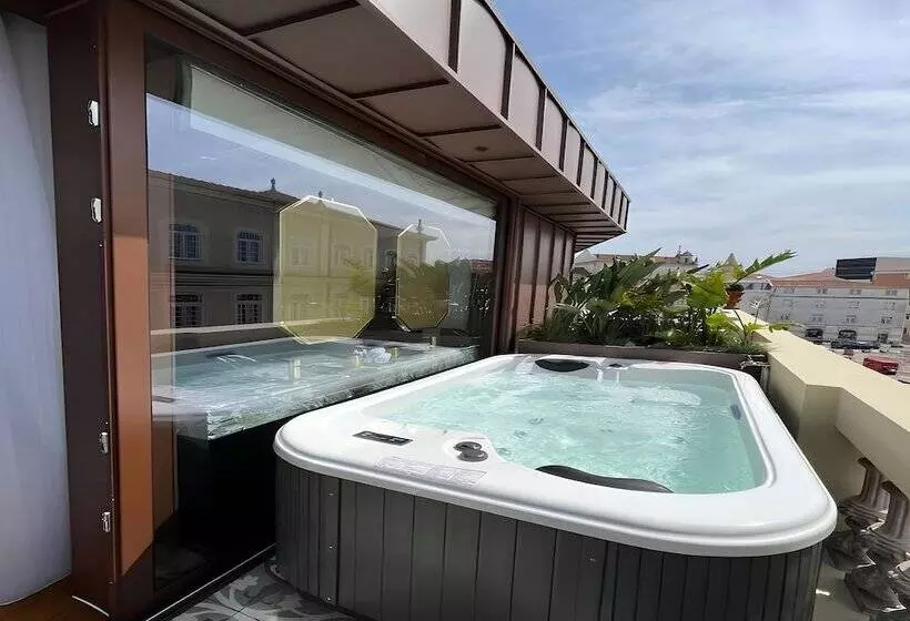 هتل 1877 Estrela Palace