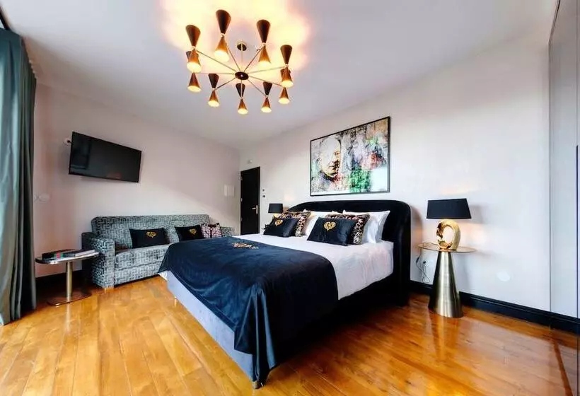 هتل 1877 Estrela Palace