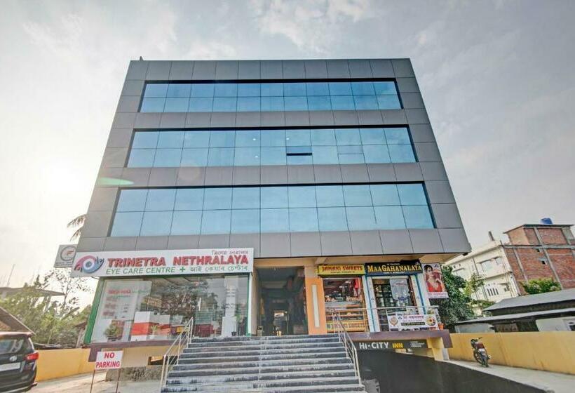 Fabhotel Penthouse   A K Dev Road