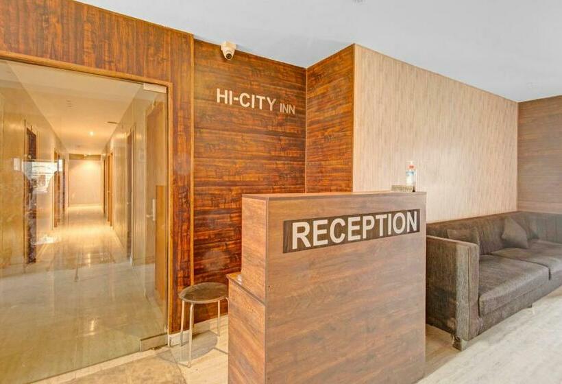 Fabhotel Penthouse   A K Dev Road