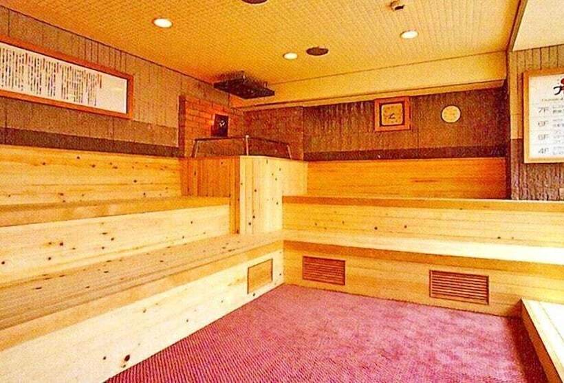 בית מלון כפרי Capsule & Sauna Japan – Caters To Men