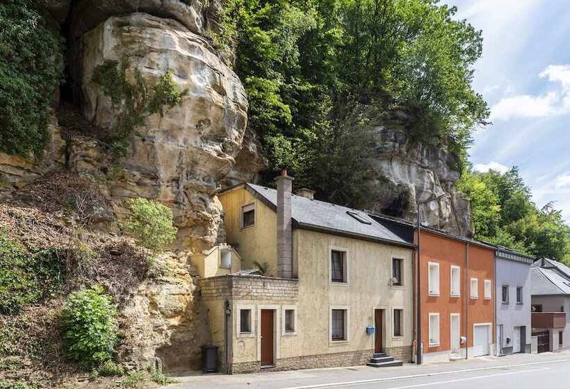 هتل Hu Birkelt Village