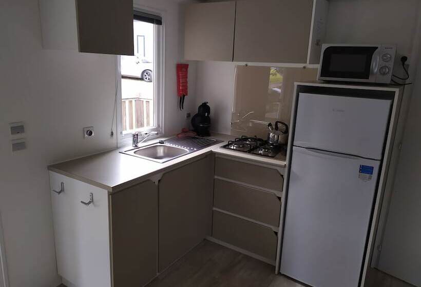 هتل Hu Birkelt Village