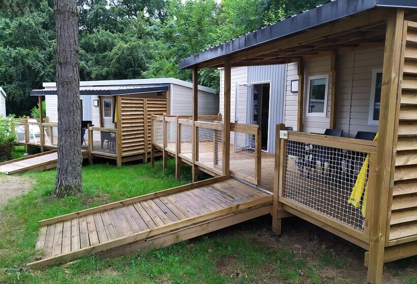 هتل Hu Birkelt Village